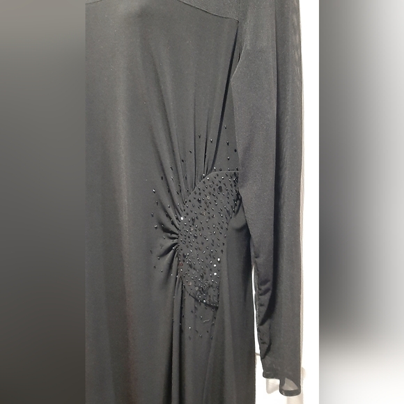 Classic Plus Size Black Dress See Through Top & Sleeves Accent at Waist Size 20? - Picture 4 of 7